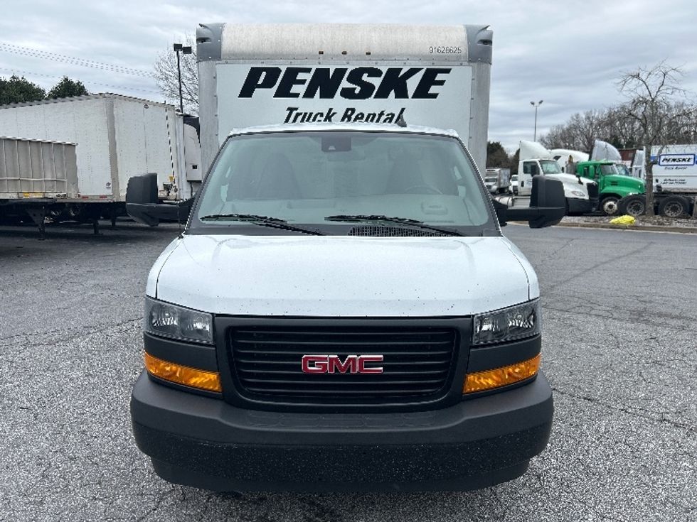 Light Duty Box Truck-Light and Medium Duty Trucks-GMC-2022-Savana G33903-Duluth-GA-114,130\n\t\tmiles-$ 30,750 - Image 2