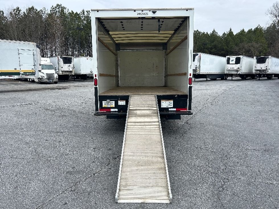 Light Duty Box Truck-Light and Medium Duty Trucks-GMC-2022-Savana G33903-Duluth-GA-114,130\n\t\tmiles-$ 30,750 - Image 9