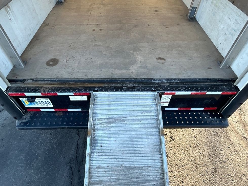 Light Duty Box Truck-Light and Medium Duty Trucks-GMC-2022-Savana G33903-Duncansville-PA-50,463\n\t\tmiles-$ 39,250 - Image 10