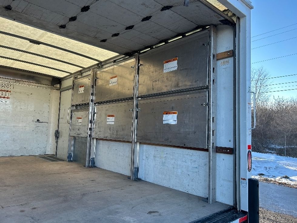 Light Duty Box Truck-Light and Medium Duty Trucks-GMC-2022-Savana G33903-Duncansville-PA-50,463\n\t\tmiles-$ 39,250 - Image 13