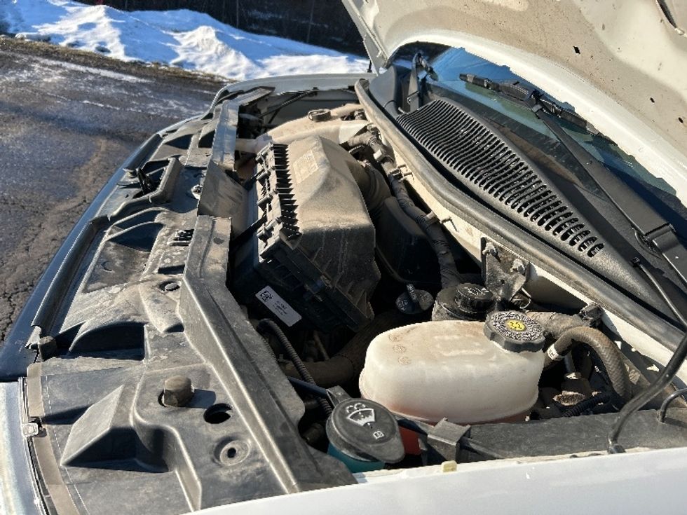 Light Duty Box Truck-Light and Medium Duty Trucks-GMC-2022-Savana G33903-Duncansville-PA-50,463\n\t\tmiles-$ 39,250 - Image 24