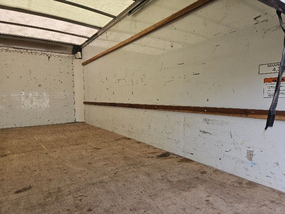 Light Duty Box Truck-Light and Medium Duty Trucks-GMC-2022-Savana G33903-Eagan-MN-120,447\n\t\tmiles-$ 27,750 - Image 12
