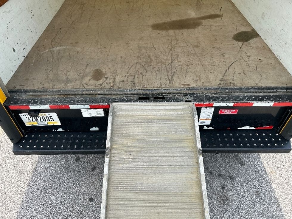 Light Duty Box Truck-Light and Medium Duty Trucks-GMC-2022-Savana G33903-Earth City-MO-104,942\n\t\tmiles-$ 12,000 - Image 10