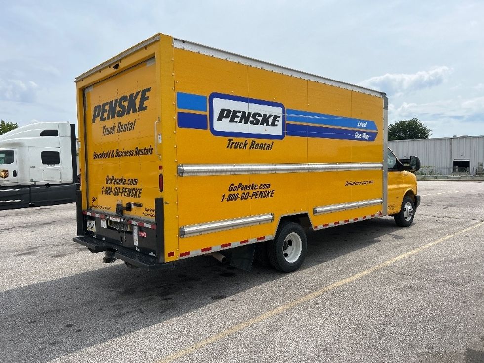 Light Duty Box Truck-Light and Medium Duty Trucks-GMC-2022-Savana G33903-Earth City-MO-104,942\n\t\tmiles-$ 12,000 - Image 13