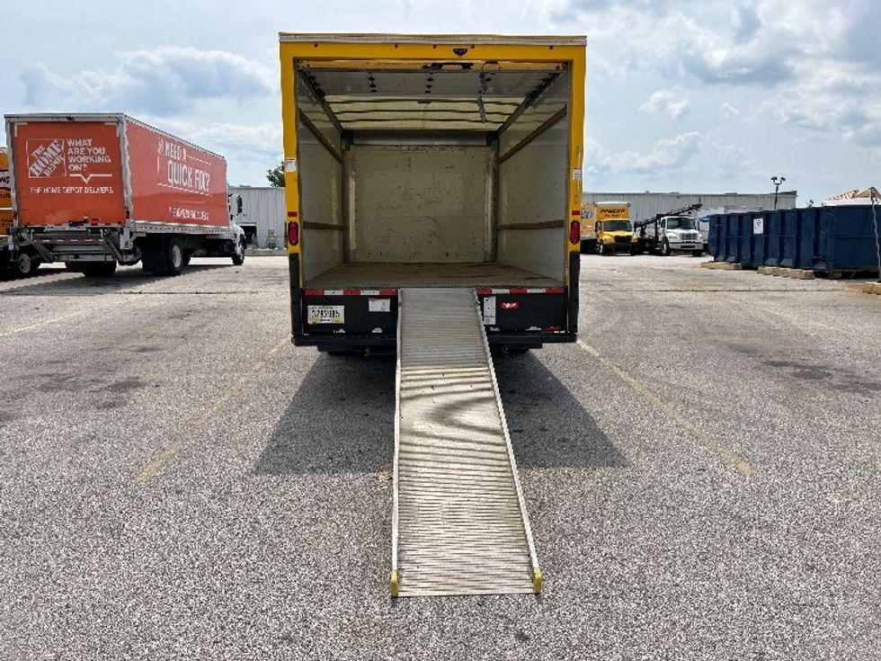 Light Duty Box Truck-Light and Medium Duty Trucks-GMC-2022-Savana G33903-Earth City-MO-104,942\n\t\tmiles-$ 12,000 - Image 9