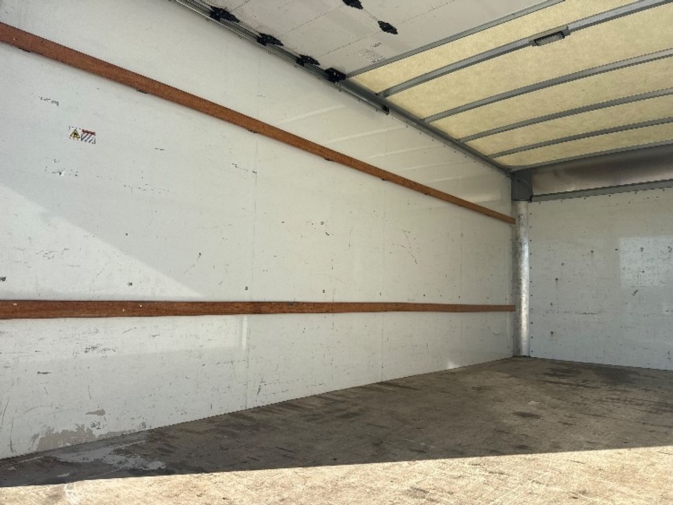 Light Duty Box Truck-Light and Medium Duty Trucks-GMC-2022-Savana G33903-East Chicago-IN-103,757\n\t\tmiles-$ 32,000 - Image 11