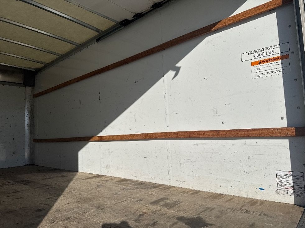 Light Duty Box Truck-Light and Medium Duty Trucks-GMC-2022-Savana G33903-East Chicago-IN-103,757\n\t\tmiles-$ 32,000 - Image 12