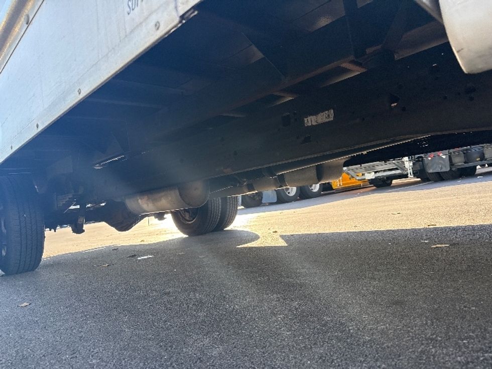 Light Duty Box Truck-Light and Medium Duty Trucks-GMC-2022-Savana G33903-East Chicago-IN-103,757\n\t\tmiles-$ 32,000 - Image 14