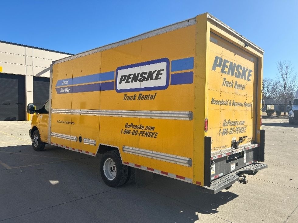 Light Duty Box Truck-Light and Medium Duty Trucks-GMC-2022-Savana G33903-East Chicago-IN-103,857\n\t\tmiles-$ 28,250 - Image 5