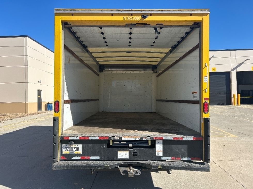 Light Duty Box Truck-Light and Medium Duty Trucks-GMC-2022-Savana G33903-East Chicago-IN-103,857\n\t\tmiles-$ 28,250 - Image 7