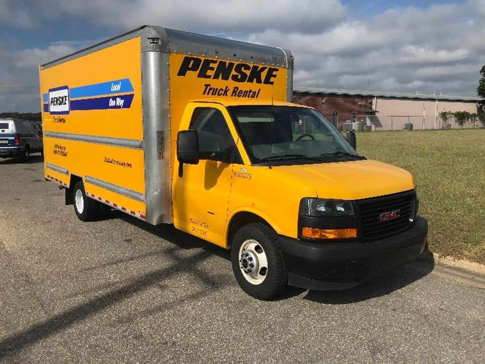 Light Duty Box Truck-Light and Medium Duty Trucks-GMC-2022-Savana G33903-East Chicago-IN-111,535\n\t\tmiles-$ 27,000 - Image 1
