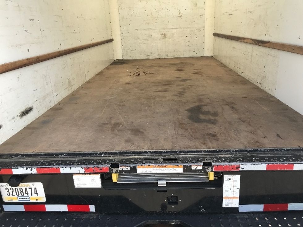 Light Duty Box Truck-Light and Medium Duty Trucks-GMC-2022-Savana G33903-East Chicago-IN-111,535\n\t\tmiles-$ 27,000 - Image 10