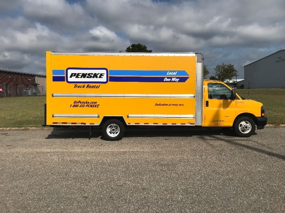 Light Duty Box Truck-Light and Medium Duty Trucks-GMC-2022-Savana G33903-East Chicago-IN-111,535\n\t\tmiles-$ 27,000 - Image 15