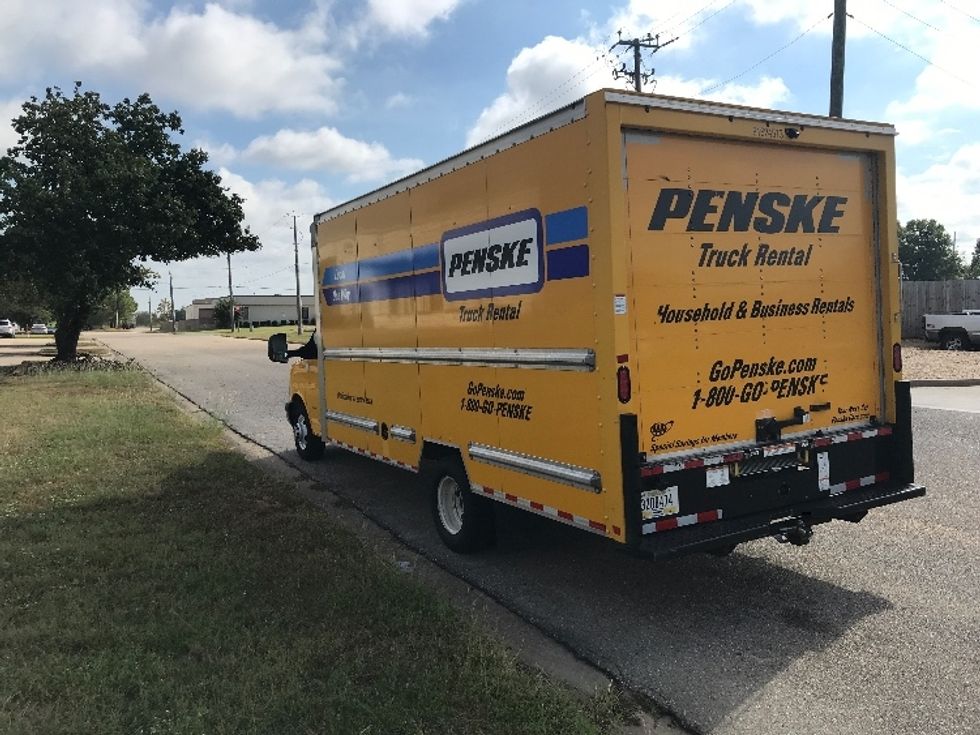 Light Duty Box Truck-Light and Medium Duty Trucks-GMC-2022-Savana G33903-East Chicago-IN-111,535\n\t\tmiles-$ 27,000 - Image 6