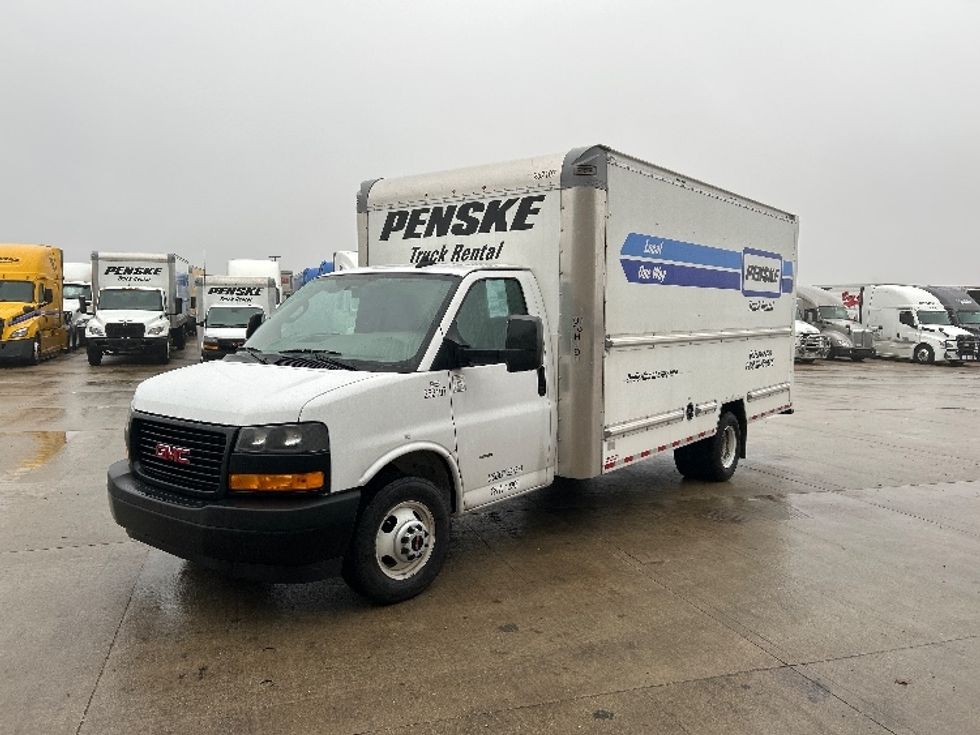 2022 Gmc Savana 3500 Cutaway photo 3