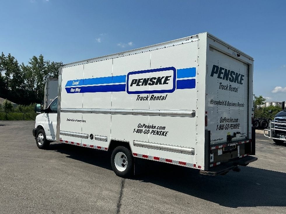 Light Duty Box Truck-Light and Medium Duty Trucks-GMC-2022-Savana G33903-East Chicago-IN-27,822\n\t\tmiles-$ 43,500 - Image 6