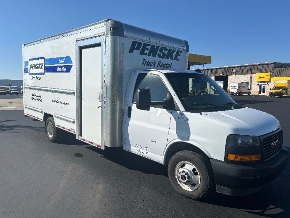 Light Duty Box Truck-Light and Medium Duty Trucks-GMC-2022-Savana G33903-East Chicago-IN-46,891\n\t\tmiles-$ 41,500 - Image 1