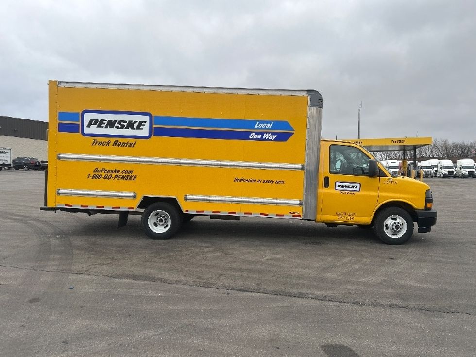 Light Duty Box Truck-Light and Medium Duty Trucks-GMC-2022-Savana G33903-East Chicago-IN-52,210\n\t\tmiles-$ 34,250 - Image 14
