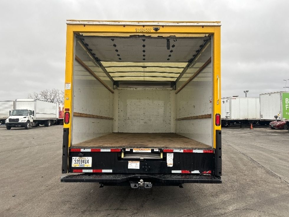 Light Duty Box Truck-Light and Medium Duty Trucks-GMC-2022-Savana G33903-East Chicago-IN-52,210\n\t\tmiles-$ 34,250 - Image 8