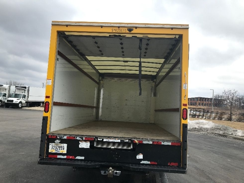 Light Duty Box Truck-Light and Medium Duty Trucks-GMC-2022-Savana G33903-East Chicago-IN-94,516\n\t\tmiles-$ 30,500 - Image 8