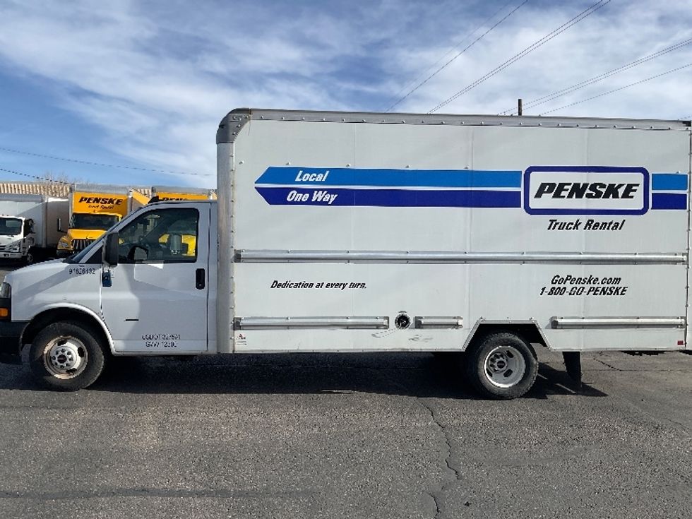 Light Duty Box Truck-Light and Medium Duty Trucks-GMC-2022-Savana G33903-El Paso-TX-110,764\n\t\tmiles-$ 27,500 - Image 4