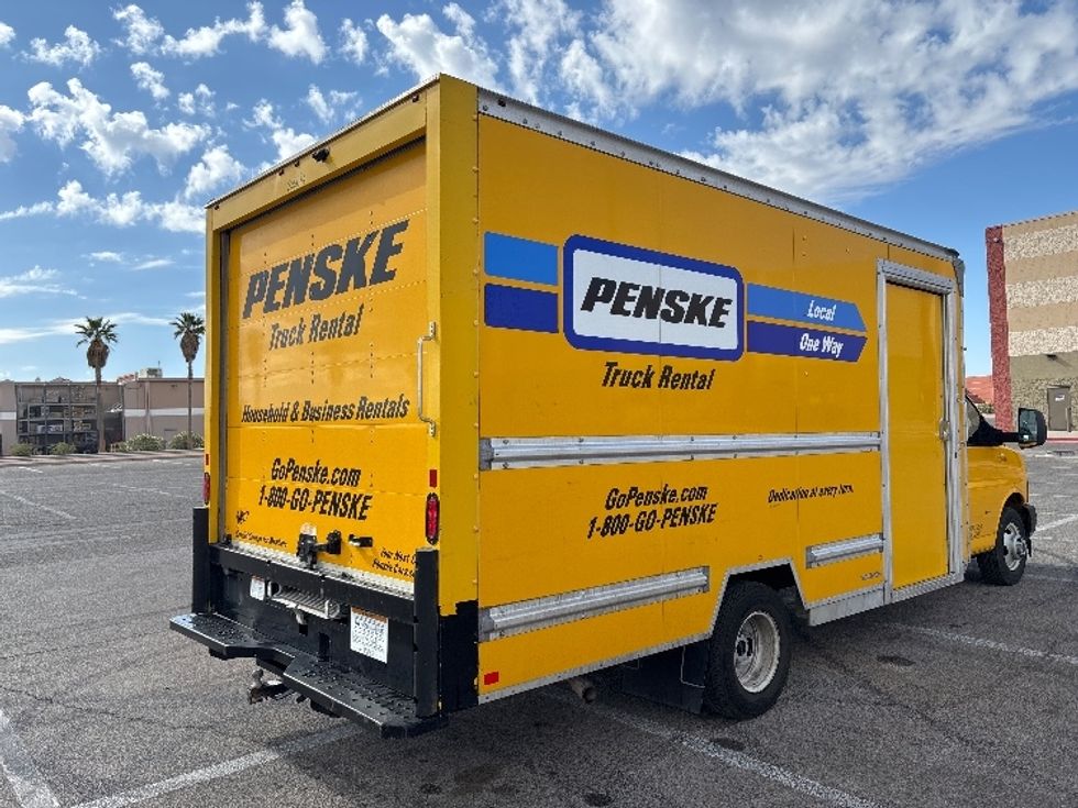 Light Duty Box Truck-Light and Medium Duty Trucks-GMC-2022-Savana G33903-El Paso-TX-57,842\n\t\tmiles-$ 37,250 - Image 12