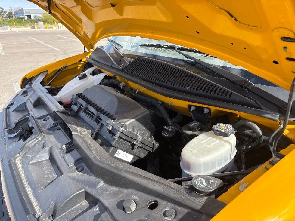 Light Duty Box Truck-Light and Medium Duty Trucks-GMC-2022-Savana G33903-El Paso-TX-57,842\n\t\tmiles-$ 37,250 - Image 23