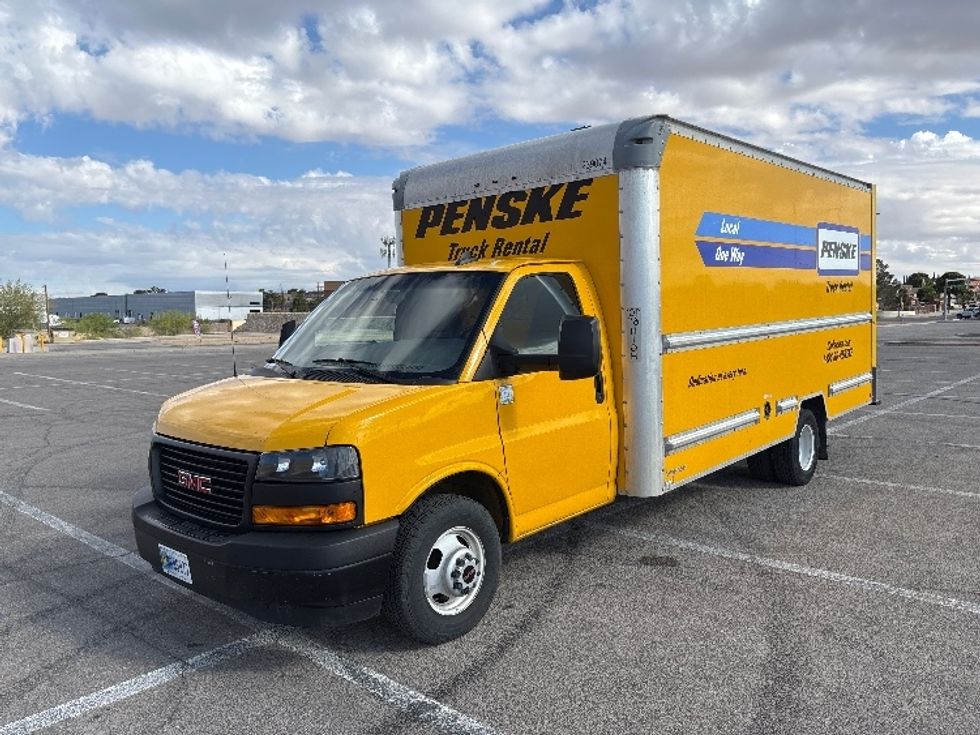 Light Duty Box Truck-Light and Medium Duty Trucks-GMC-2022-Savana G33903-El Paso-TX-57,842\n\t\tmiles-$ 37,250 - Image 3