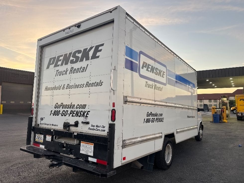 Light Duty Box Truck-Light and Medium Duty Trucks-GMC-2022-Savana G33903-El Paso-TX-91,121\n\t\tmiles-$ 34,250 - Image 12