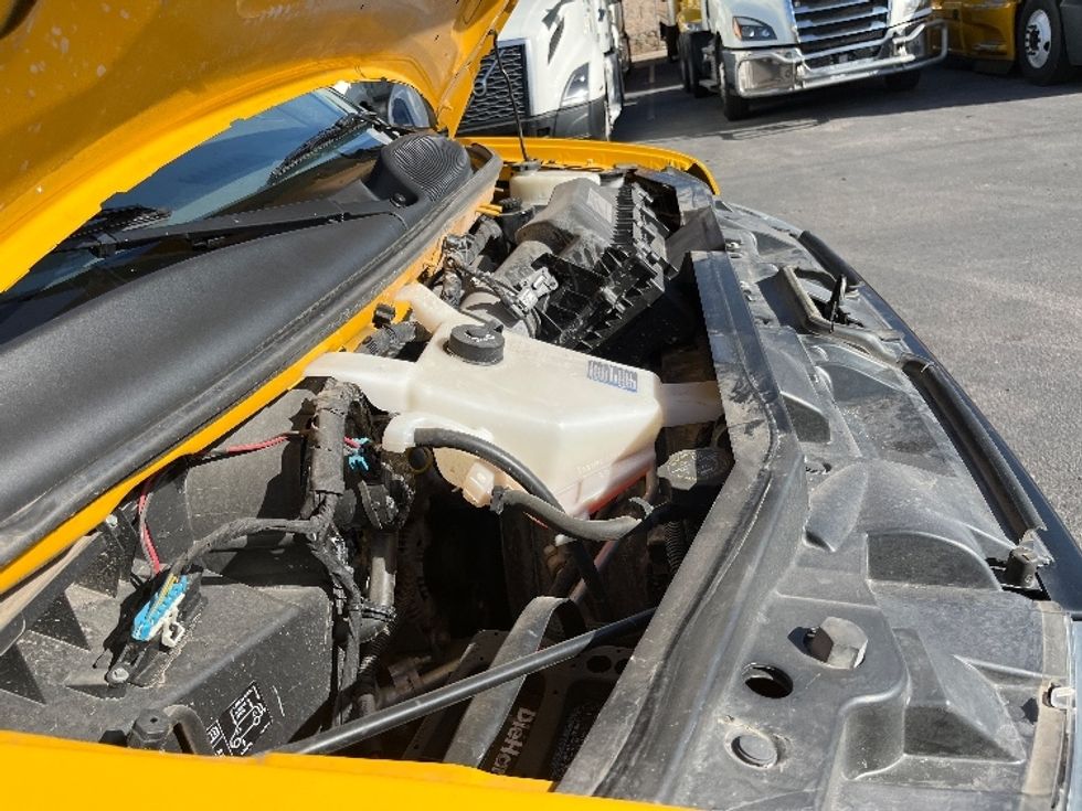 Light Duty Box Truck-Light and Medium Duty Trucks-GMC-2022-Savana G33903-El Paso-TX-94,930\n\t\tmiles-$ 30,500 - Image 23