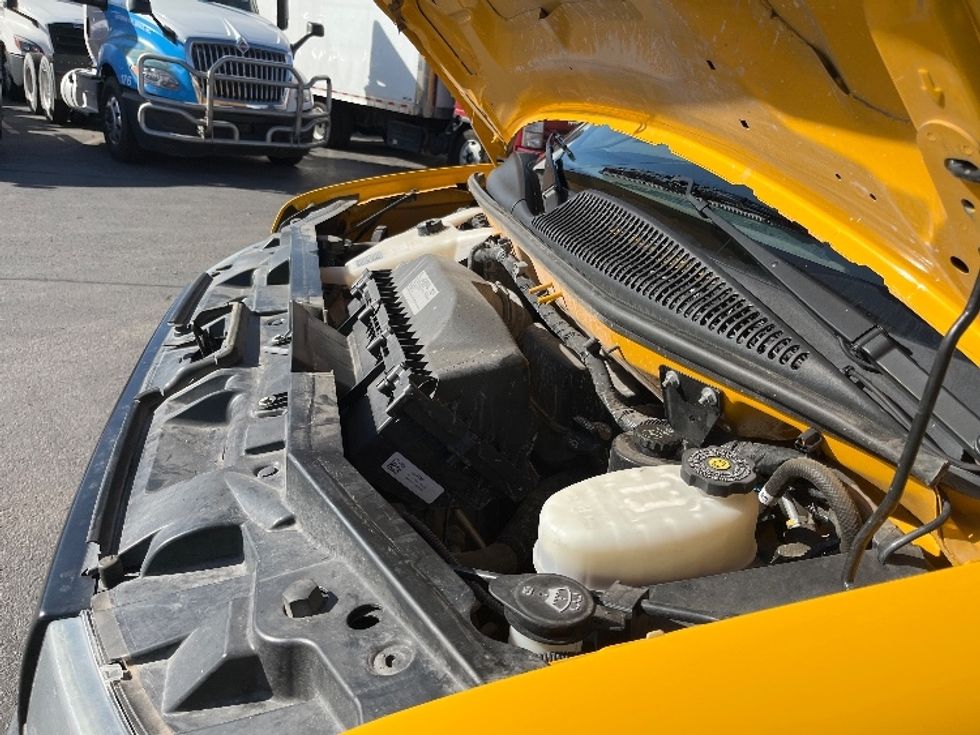 Light Duty Box Truck-Light and Medium Duty Trucks-GMC-2022-Savana G33903-El Paso-TX-94,930\n\t\tmiles-$ 30,500 - Image 24