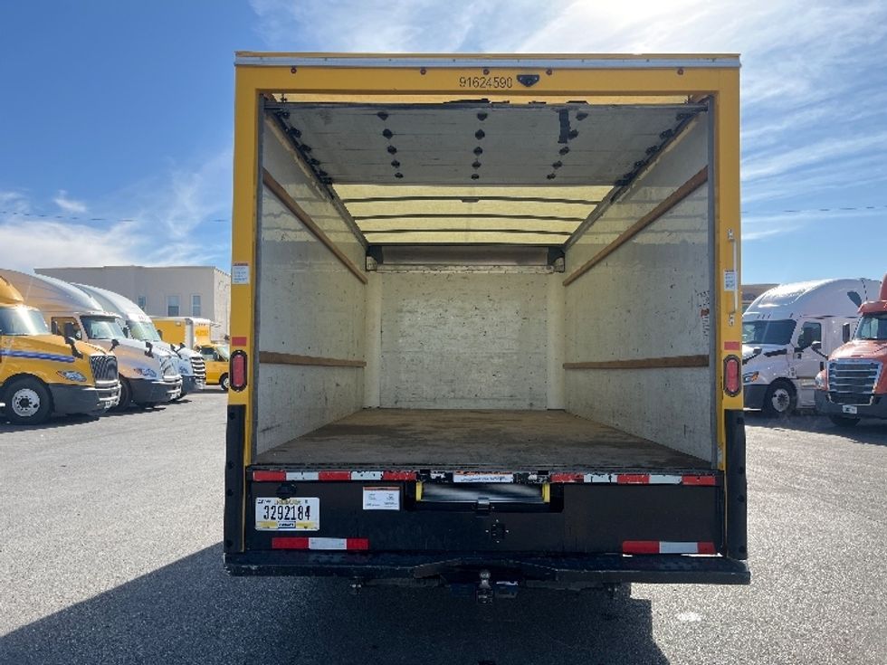 Light Duty Box Truck-Light and Medium Duty Trucks-GMC-2022-Savana G33903-El Paso-TX-94,930\n\t\tmiles-$ 30,500 - Image 8