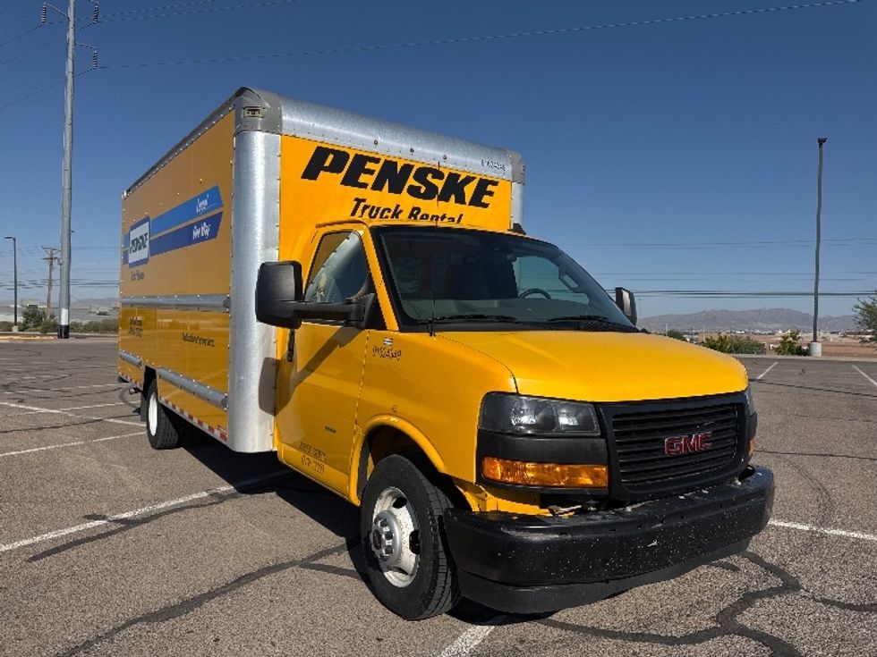 Light Duty Box Truck-Light and Medium Duty Trucks-GMC-2022-Savana G33903-El Paso-TX-95,018\n\t\tmiles-$ 29,500 - Image 1