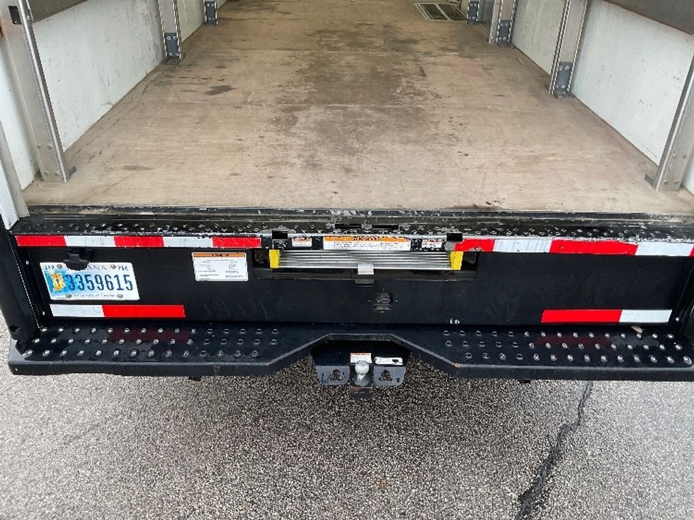 Light Duty Box Truck-Light and Medium Duty Trucks-GMC-2022-Savana G33903-Elkhart-IN-41,587\n\t\tmiles-$ 41,000 - Image 9