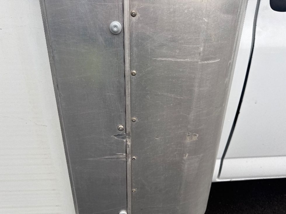 Light Duty Box Truck-Light and Medium Duty Trucks-GMC-2022-Savana G33903-Elmira-NY-80,599\n\t\tmiles-$ 34,750 - Image 27