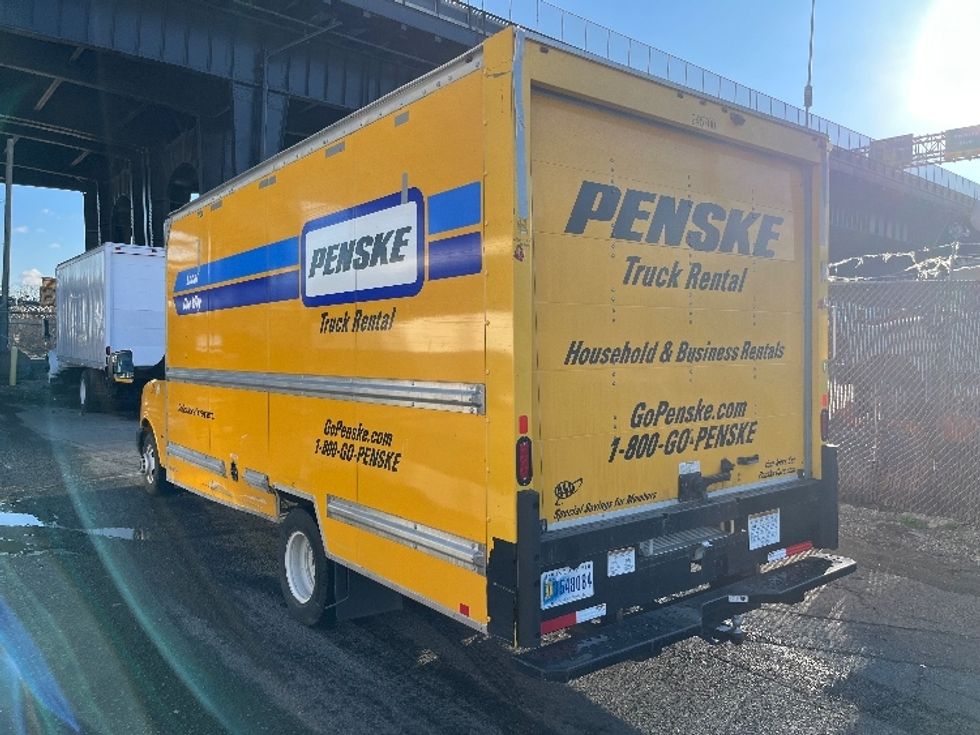 Light Duty Box Truck-Light and Medium Duty Trucks-GMC-2022-Savana G33903-Elmsford-NY-42,906\n\t\tmiles-$ 36,250 - Image 5