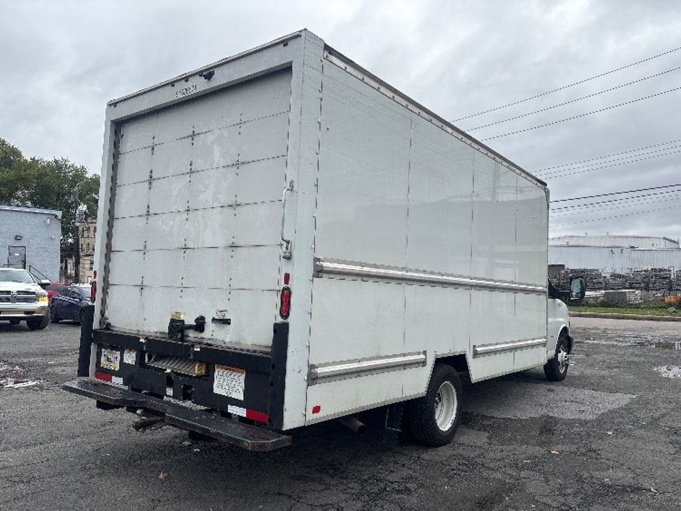 Light Duty Box Truck-Light and Medium Duty Trucks-GMC-2022-Savana G33903-Elmsford-NY-57,916\n\t\tmiles-$ 35,500 - Image 13
