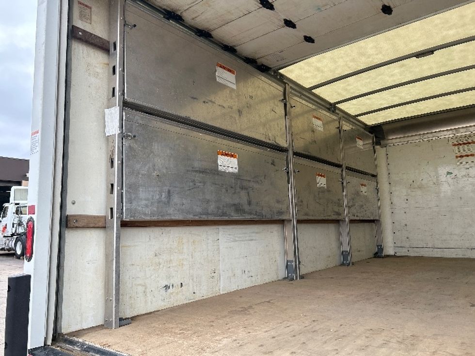 Light Duty Box Truck-Light and Medium Duty Trucks-GMC-2022-Savana G33903-Essex Junction-VT-69,656\n\t\tmiles-$ 41,000 - Image 10