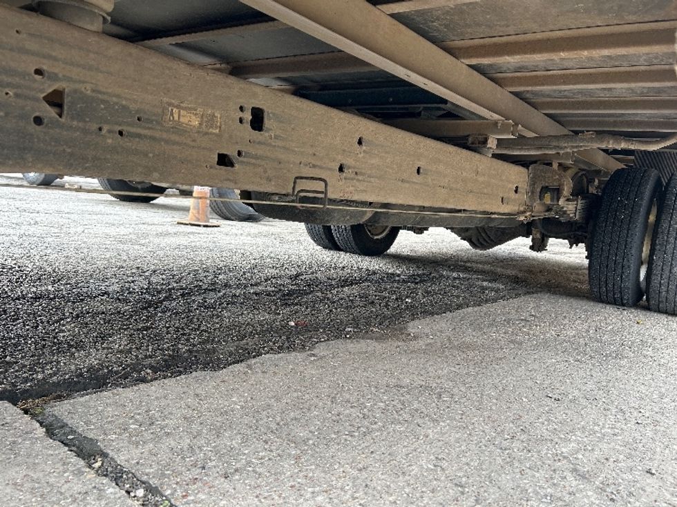 Light Duty Box Truck-Light and Medium Duty Trucks-GMC-2022-Savana G33903-Essex Junction-VT-69,656\n\t\tmiles-$ 41,000 - Image 5