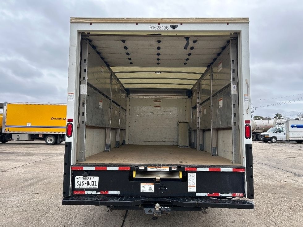 Light Duty Box Truck-Light and Medium Duty Trucks-GMC-2022-Savana G33903-Essex Junction-VT-69,656\n\t\tmiles-$ 41,000 - Image 8