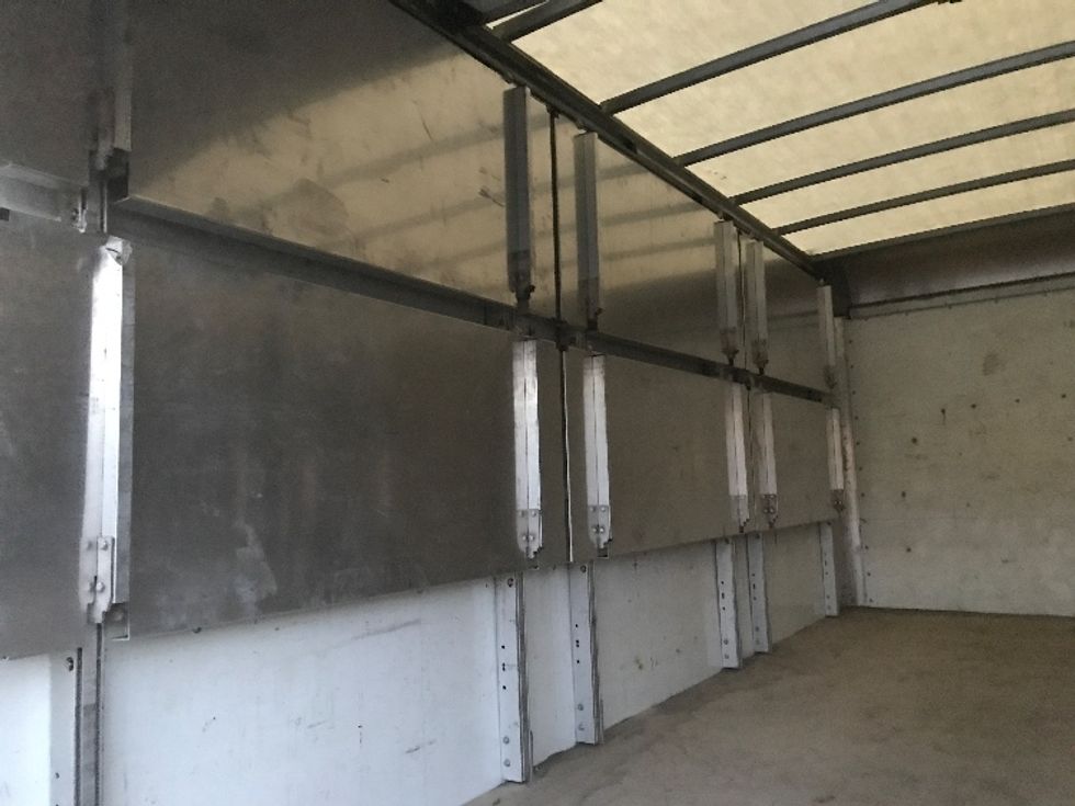 Light Duty Box Truck-Light and Medium Duty Trucks-GMC-2022-Savana G33903-Everett-WA-36,512\n\t\tmiles-$ 48,500 - Image 10