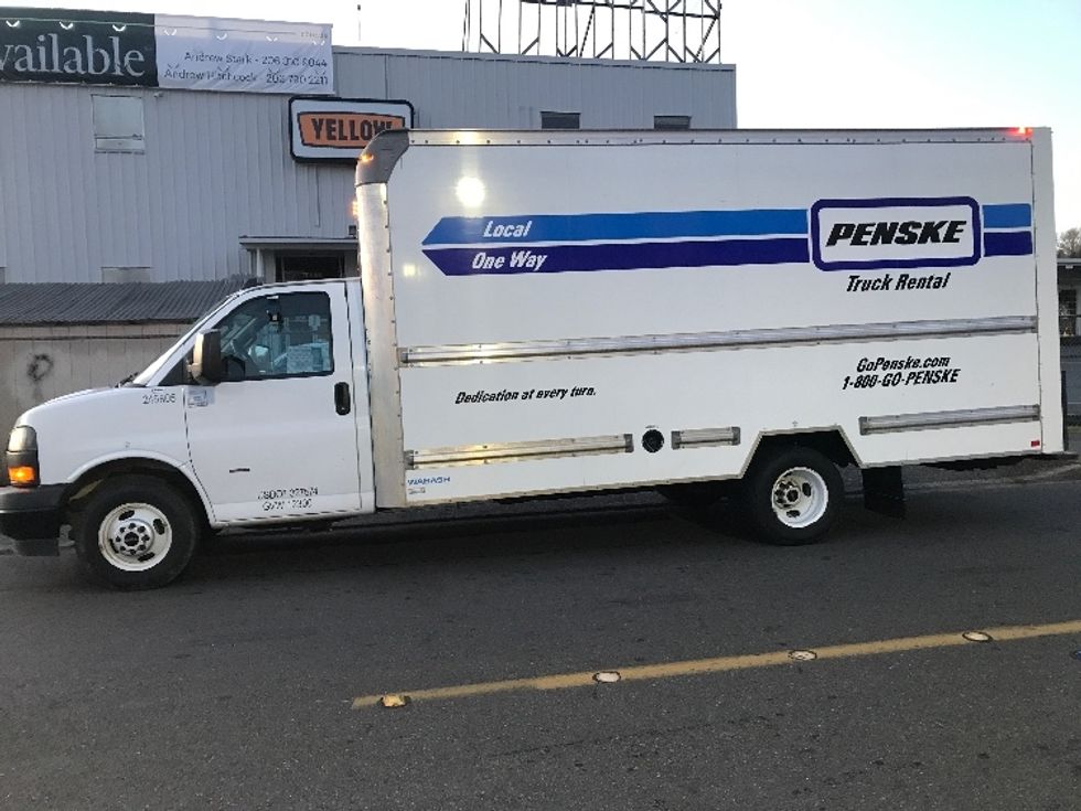 2022 Gmc Savana 3500 Cutaway photo 4