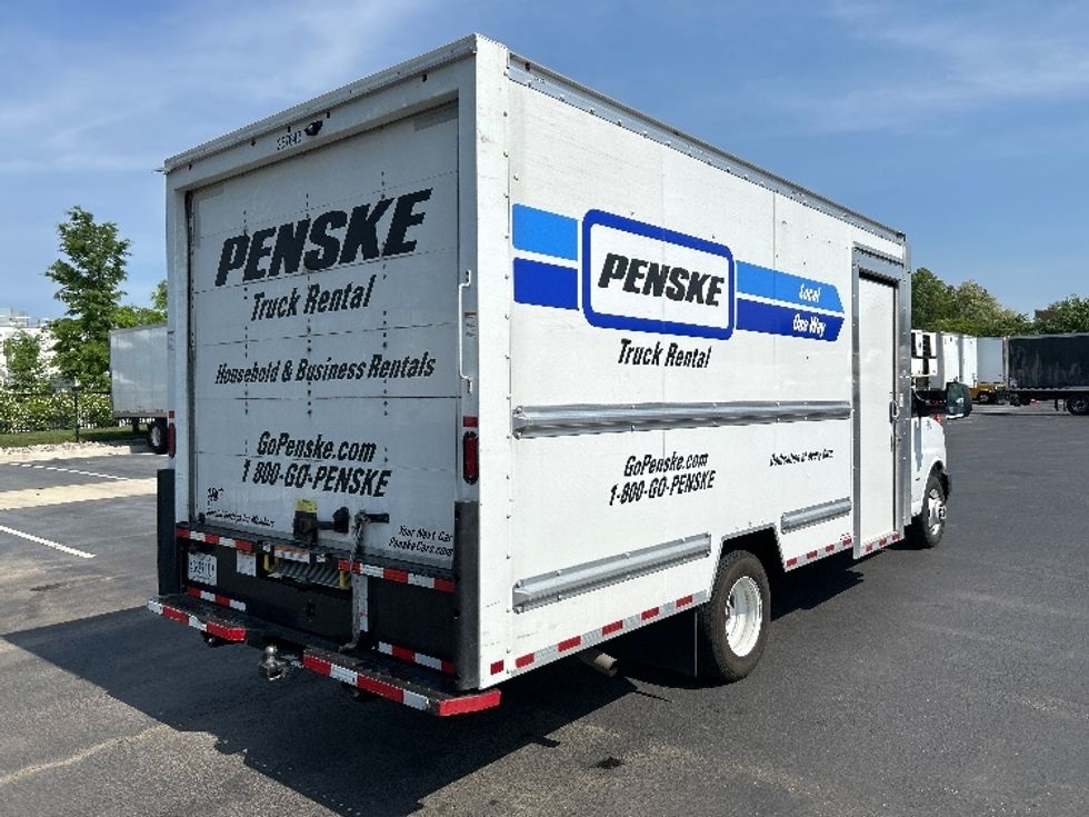 Light Duty Box Truck-Light and Medium Duty Trucks-GMC-2022-Savana G33903-Fairfax-VA-22,095\n\t\tmiles-$ 42,250 - Image 13