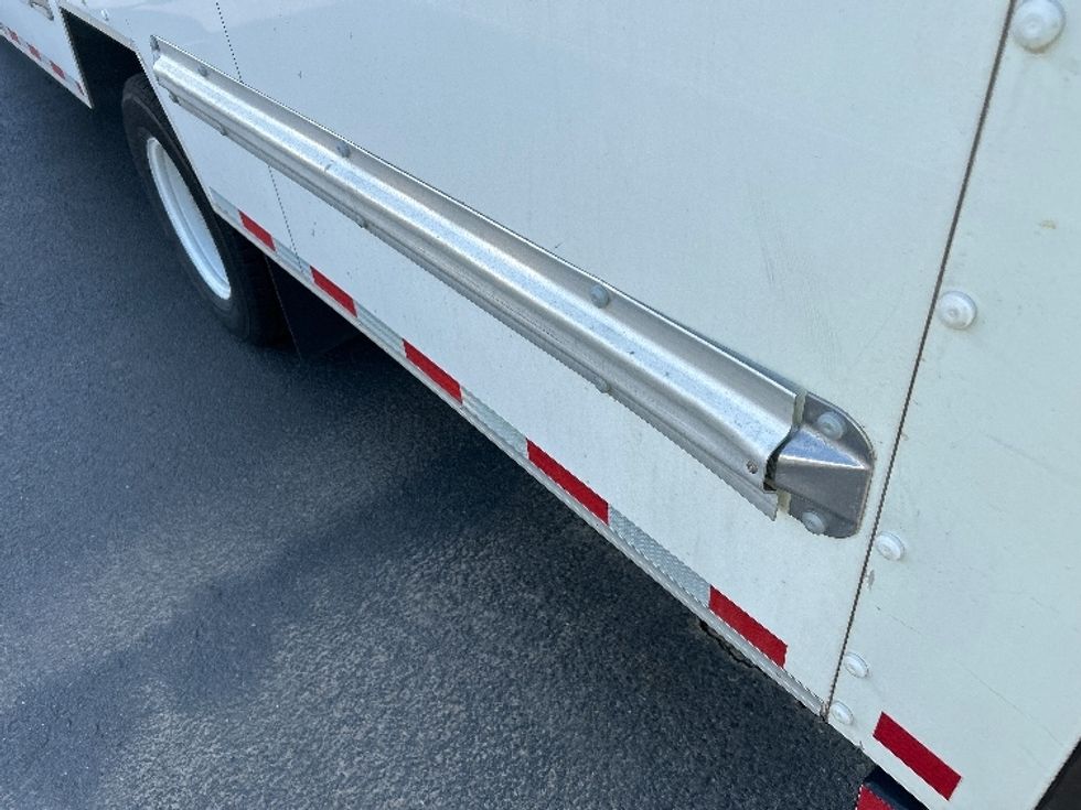 Light Duty Box Truck-Light and Medium Duty Trucks-GMC-2022-Savana G33903-Fairfax-VA-22,095\n\t\tmiles-$ 42,250 - Image 28