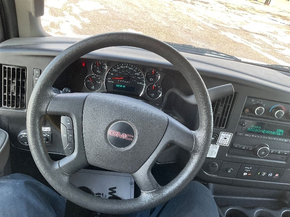 Light Duty Box Truck-Light and Medium Duty Trucks-GMC-2022-Savana G33903-Flint-MI-36,162\n\t\tmiles-$ 47,500 - Image 17