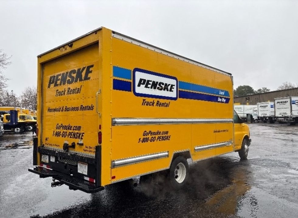 Light Duty Box Truck-Light and Medium Duty Trucks-GMC-2022-Savana G33903-Florence-SC-93,391\n\t\tmiles-$ 31,000 - Image 12