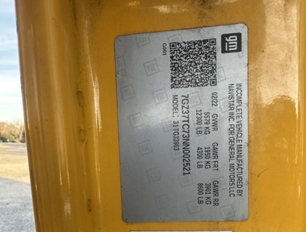 Light Duty Box Truck-Light and Medium Duty Trucks-GMC-2022-Savana G33903-Florence-SC-93,391\n\t\tmiles-$ 31,000 - Image 22