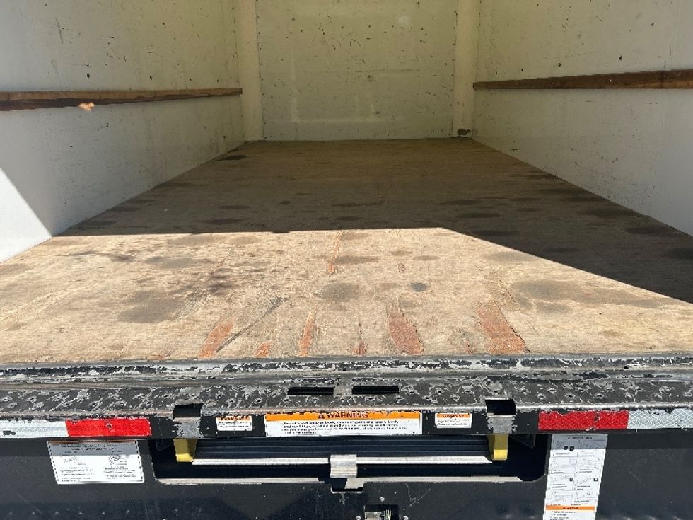 Light Duty Box Truck-Light and Medium Duty Trucks-GMC-2022-Savana G33903-Fontana-CA-104,635\n\t\tmiles-$ 28,250 - Image 10