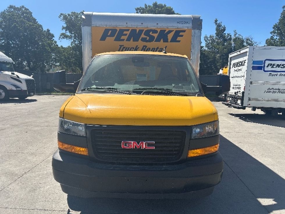 Light Duty Box Truck-Light and Medium Duty Trucks-GMC-2022-Savana G33903-Fontana-CA-104,635\n\t\tmiles-$ 28,250 - Image 2