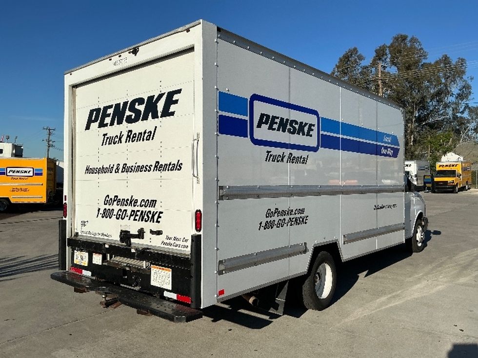 Light Duty Box Truck-Light and Medium Duty Trucks-GMC-2022-Savana G33903-Fontana-CA-105,652\n\t\tmiles-$ 32,250 - Image 13